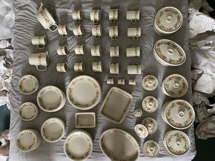 Wedgewood 'Quince' Dinner Service Set