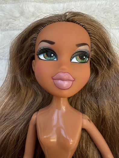 Bratz Girlfriendz Night Out Dance Disco Fianna Doll Nude Used Please see photos