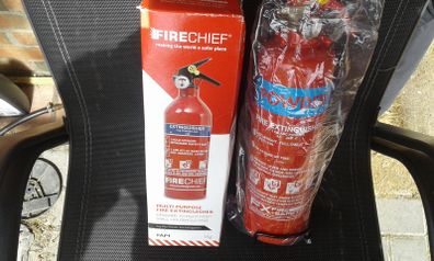 Powder Fire Extinguisher 1Kg Class A, B & C Household ,Marine or Car. perfect for Track day, European travel, Charging your electric bike or battery indoors !