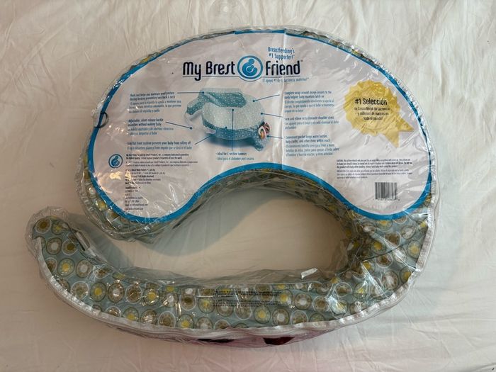 My Brest Friend Nursing pillow