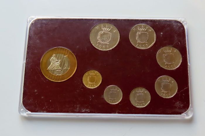 Malta Mint Set & 1 Euro Specimen Pattern EU Accession