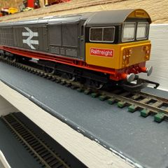Hornby Class 58