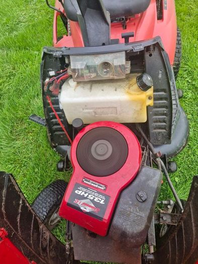 Castlegarden ride on mower Delivery available