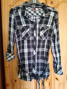 Divided by H&M shirt