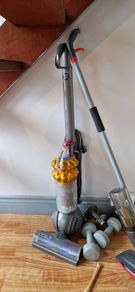 dyson vacum