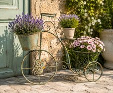 Vintage Bicycle Planter  Retro Iron Garden Ornament with Flower Pot Holders Planting Bike