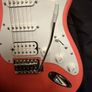 Squier Sonic Strat HSS (Coral) + bag + tuner + guitar strap + cable Image 3