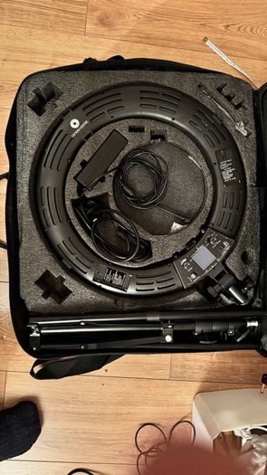 Camera Centre LED Ring Light with Tripod and Carry Case