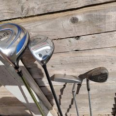 Left handed golf clubs