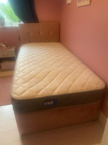 single bed