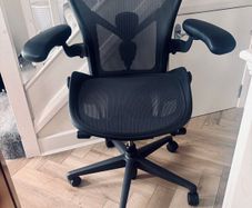Herman Miller Aeron REMASTERED-Office Chair
