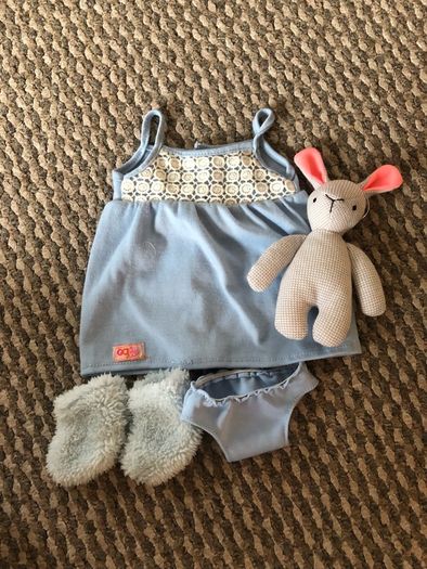 Huge Our Generation Doll Bundle, 2 Dolls, Bed, Salon Chair, Clothes & Accessories