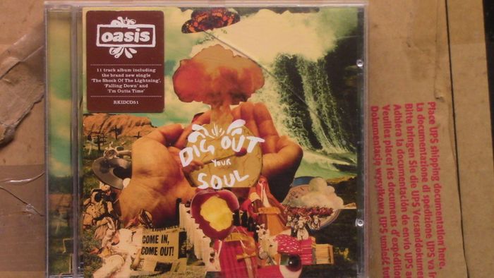 Oasis - Dig Out Your Soul CD