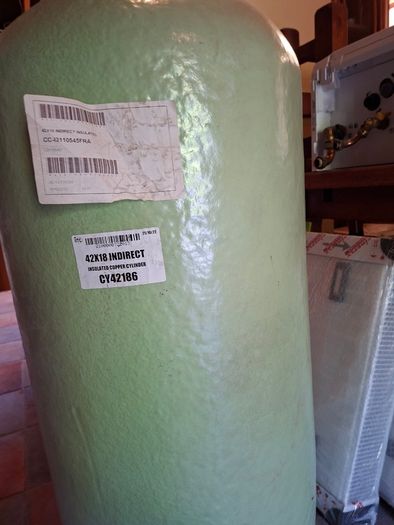 Gas boiler with cylinder