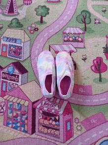 swim shoes