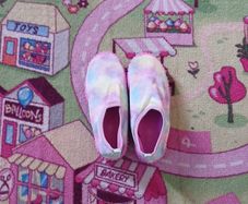 swim shoes