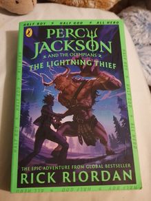 Percy Jackson and the lightning theif, book 1