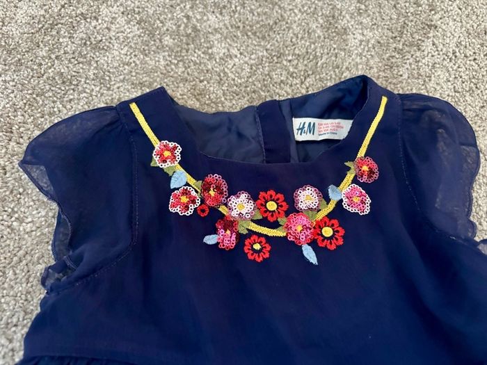 H&M girl dress 3-4 years old 104cm