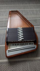 Oscar Schmidt Autoharp - 1973