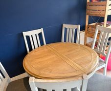 Extendable Round Dining Table