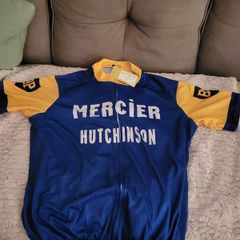 Retro cycling jersey