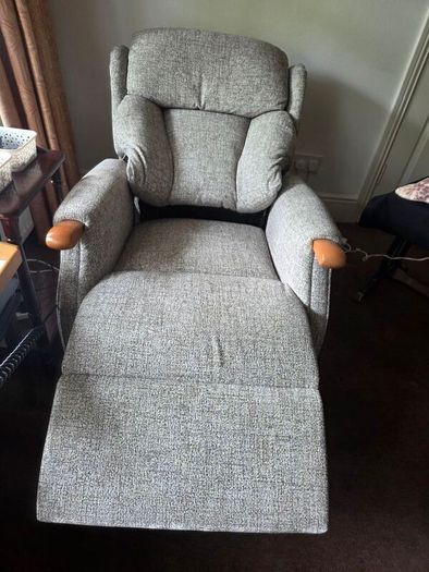 Electric Recliner