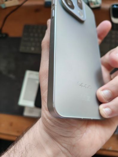OPPO Find X9 5G Titanium Grey 16GB RAM 512GB 7025mAh Battery Global UK