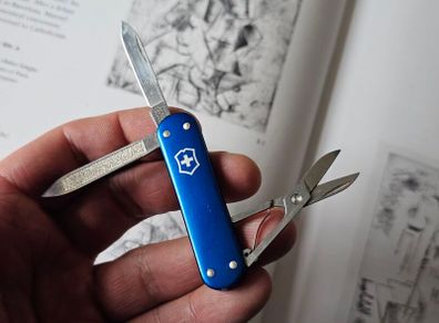 Vintage Victorinox Smooth Alox Companion Discontinued Rare model 58mm Swiss Army Knife Collectable