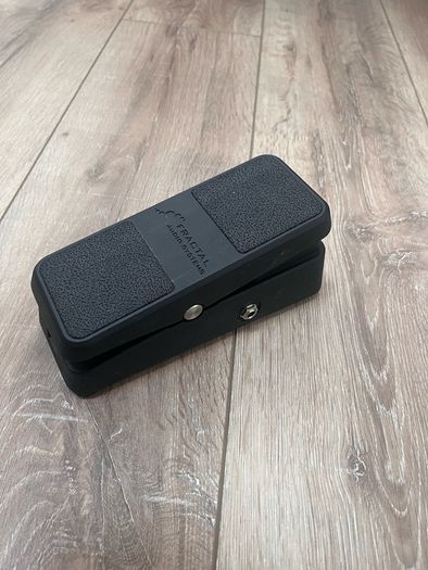 Fractal EV-2 volume/expression pedal
