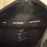 nike top size M Image 3
