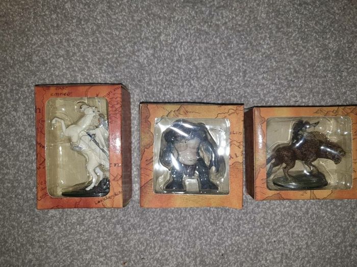 Lord of the Rings (lead) 86 models total.