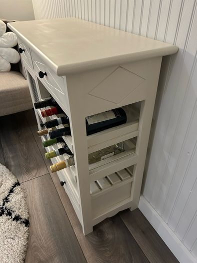 Solid wood wine cabinet