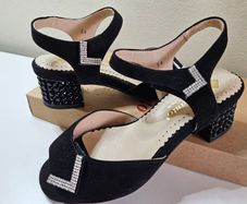 PieSanto Spanish real leather black stud sandals brand new & boxed size 34 EU 2 UK SALE need to be gone