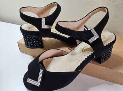 PieSanto Spanish real leather black stud sandals brand new & boxed size 34 EU 2 UK SALE need to be gone