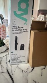 "Perfect condition only used few times"CORDLESS VAC 22.2 VAC 22 V. Basically brand new used a few times times I went my Henry broke so got a new one