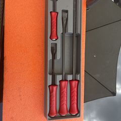 snap on striking prybar set