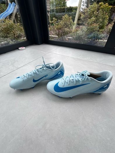 Nike Football Booots