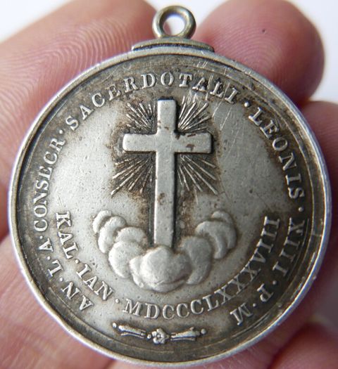 Antique 1888 Papal States Sterling Silver Medal. Pope Leo XIII. 50th Episcopal Preisthood. 11,1g