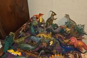 41 Dinosaur Lot