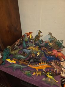 41 Dinosaur Lot