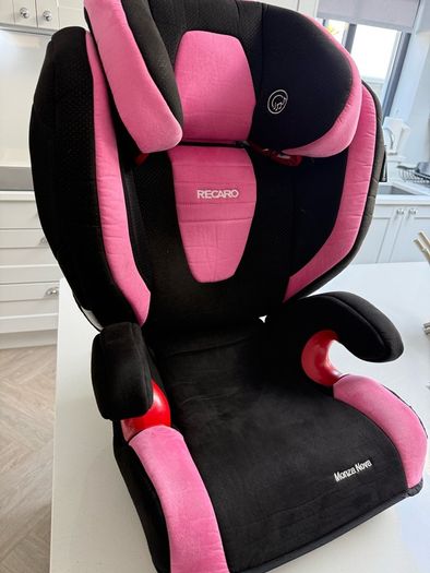 Recaro Monza Nova Child Car Seat in Pink/Black