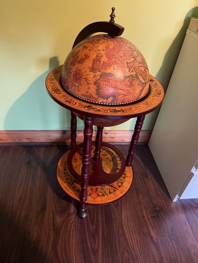 drinks cabinet
