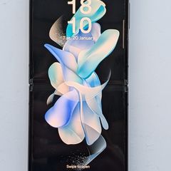 samsung Z flip 4 128gb black