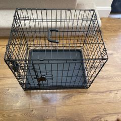 Dog crate with blackout cover suitable for small dog or puppy