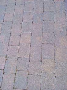 Patio driveway cobbles approx 40-45 sqrm