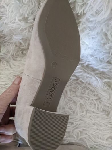 ladies shoes size 4