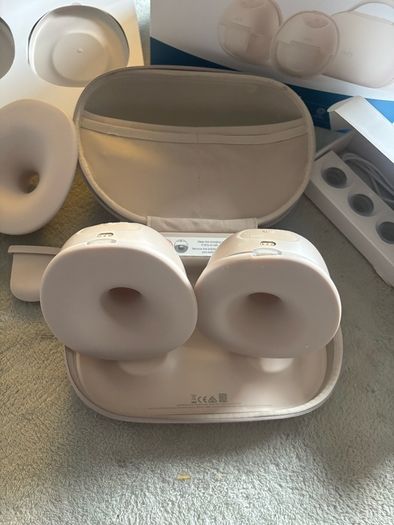 Eufy Breast pump (s1 pro) with charging case & heating technology