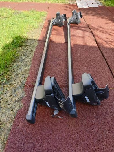 Roof bars kit for Lexus IS300H
