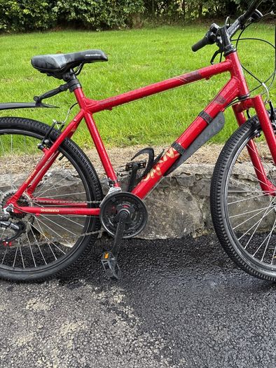 Apollo 21" mens bike in perfect condition