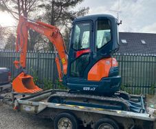 mini digger hire. Meath area only. Call number below if interested